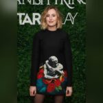 Laura Carmichael Instagram - At @thespanishprincessstarz screening last night. Super styling @rebeccacorbinmurray hair and mu @carolinebarnesmakeup dress @maisonvalentino ❤️❤️❤️