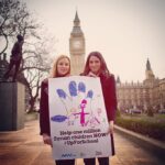Laura Carmichael Instagram - This morning I joined Syrian Youth Ambassador Soulayma Mardam to deliver thousands of hand printed messages from young Syrian refugees calling for education. Tomorrow @theirworld are calling on world leaders to ensure 1 million Syrian children have the chance for a brighter future #UpForSchool