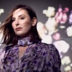 Laura Carmichael Instagram - Thank you @phoenixmaguk 💜 Photography: @liamarthurphoto Styling: @charlottelouiseholt Hair: @bjornkrischker Make up: @florriewhitemakeup