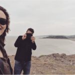 Laura Carmichael Instagram - Scrolling through @thespanishprincessstarz pics and found these from a trip the brilliant @alskimck and I took to sunny Barry Island during a break in filming. Lord and Lady Pole on their holiday! Happy days! Spanish Princess Episode 5 is available now on @starzplay ❤️
