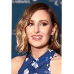 Laura Carmichael Instagram - Thank you @newportbeachfilmfest for making me an Artist of Distinction and thank you to the incredible glam squad for getting me ready on the night @rebeccacorbinmurray @johnmacphersonhair @sofiaschwarzkopftilbury. Dress of dreams @altuzarra 💙💙💙