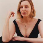 Laura Carmichael Instagram - @crashmagazine Photography: @ben.parks.studio Styling: @andrejskok_ Hair: @benjoneshair Make up: @neilyoungbeauty