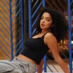 Laura Castro Instagram - mais uma dessa sessão de fotos que ainda não superei ✨