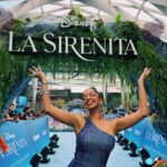Laura Castro Instagram - EU SOU A VOZ BRASILEIRA DA PEQUENA SEREIA! 🧜🏾‍♀️🇧🇷 Meu Deus, eu acho que nunca vou me acostumar com isso, nunca vai cair 100% a ficha. Lembro de quando descobri que o filme viria e brinquei, como se fosse algo tão distante, “imagina se eu dublasse?!!!”, lembro do quanto estava tremendo no teste e jamais vou esquecer a sensação de quando descobri que passei. É uma conquista que vai muito além do profissional pra mim. É a releitura de uma princesa que marcou a minha infância, mas dessa vez preta. A honra que é pra mim fazer parte dessa história não cabe em qualquer texto que eu possa escrever aqui. Representatividade muda vidas. A Laura do passado jamais imaginaria que um sonho desses poderia se tornar realidade e me sinto a pessoa mais sortuda desse mundo. Só tenho a agradecer a tantas pessoas envolvidas nesse sonho. @sushifelipe , @tlongo , @djthiagocosta , @igorfontes e @fegueiros muito obrigada por me acolherem e por acreditarem em mim. Pai e mãe, muito obrigada por me lembrarem diariamente que sou capaz de qualquer coisa que eu possa sonhar. E @disneystudiosbr , muito obrigada por me permitirem fazer parte da história de vocês e por me trazerem aqui. Nunca vou me esquecer, isso tudo estará eternamente em meu coração 💙 25 DE MAIO NOS CINEMAS! 🧜🏾‍♀️✨