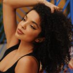 Laura Castro Instagram - mais uma dessa sessão de fotos que ainda não superei ✨