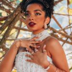 Laura Castro Instagram - Brimsley, leve-me ao Baile Bridgerton @netflixbrasil ✨👑 stylist: @schiavellii fotos: @_mastror