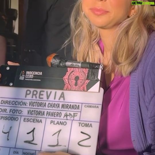 Laura Cymer Instagram - Les presentamos a Sami, interpretada por la gran @laucymer y su fabulosa entrega total ❤️🔥🔥💥🌸 @previalaserie 🎥 Directora y Showrunner @chaya.miranda ✍️ Guionistas @chaya.miranda, @gimenaguardia y @marianevyx ✨ Producida por: @inocencia.cero ✨productor general: @sergio.levinton #Previa #Serie #LauraCymer #personaje