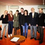 Laura Cymer Instagram - - LA GRAN RENUNCIA - Sëptiëmbrë 2022 @elsanmartinctba . Hoy fue la presentación oficial de esta obra que me tiene muy muy feliz!! . Versión libre de LA FIACA de Ricardo Talesnik escrita y dirigida por @lisandrofiks . Elenco supremo: @gastoncocchiarale @abianvainstein55 @rominafernandes.ok @lisandrofiks #luisbrandoni . @theremakenet 🤍