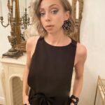 Laura Cymer Instagram - Tirando facha pa los ACE 🎭. . Mkup & pelo @alejandro.vieytes 🤍 Total look @paula_carruega 👑 . . . . . . . #premiosace #teatro
