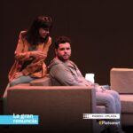 Laura Cymer Instagram - Si, leíste bien 😎👉seguimos renunciando todos los DOMINGOS a las 21HS en la Sala Pablo Neruda del @paseolaplazaok 🎭 El mejor plan #AntiDomingo es venir a divertirte con esta comedia que te va a dejar pensando🤳📵 🎟️Entradas en @plateanet o en la Boletería del Teatro. #Teatro #LaGranRenuncia #PaseoLaPlaza #CalleCorrientes #Comedia #PlateaNet #Trabajo #Celular #RedesSociales #GastónCocchiarale #LauraCymer #LisandoFiks #AbianVainstein #RominaFernandes #LuisBrandoni #TeatroBuenosAires #Temporada2024