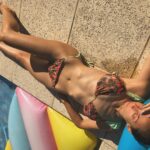 Laura Cymer Instagram - 🎄 N â V ï d å r K 🦎 Y 🧊 A l i K ā L 💦 . . . . . . #nochebuena #navidad #2021 #verano #calor