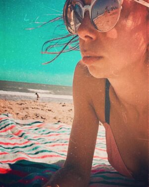Laura Cymer Instagram - •🫀🌊🫀•