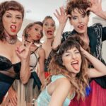 Laura Cymer Instagram - ❤️‍🔥Este equipo es una maravilla! Realmente arriba, atrás y abajo del escenario todo es puro disfrute y compañerismo del bueno ! Lo que estamos disfrutando cada función no tiene nombre! Gracias totales al público que ya la vió !!! Y seguimos de fiesta ✨❤️‍🔥✨❤️‍🔥✨ VIERNES Y SÁBADOS 22hs en el @teatroelpicadero @mujeresenelbano de @marielaasensio . Entradas en mi Bio. ✨ Y este equipo soñado Team Completo @pronoia_producciones @iridemockert @laucymer @maidaandrenacciok @esthergorisok @lauraconforte @marielaasensio @paolaluttini @tinisantamaria @maurogarciabarbe @laguadalup @valetollo @vessnabebek @oswald.maria.77 @davidseldes @luchichi @mechi_otero Fotos x @valconocchiari