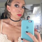 Laura Cymer Instagram - ❤️‍🔥Este equipo es una maravilla! Realmente arriba, atrás y abajo del escenario todo es puro disfrute y compañerismo del bueno ! Lo que estamos disfrutando cada función no tiene nombre! Gracias totales al público que ya la vió !!! Y seguimos de fiesta ✨❤️‍🔥✨❤️‍🔥✨ VIERNES Y SÁBADOS 22hs en el @teatroelpicadero @mujeresenelbano de @marielaasensio . Entradas en mi Bio. ✨ Y este equipo soñado Team Completo @pronoia_producciones @iridemockert @laucymer @maidaandrenacciok @esthergorisok @lauraconforte @marielaasensio @paolaluttini @tinisantamaria @maurogarciabarbe @laguadalup @valetollo @vessnabebek @oswald.maria.77 @davidseldes @luchichi @mechi_otero Fotos x @valconocchiari