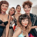 Laura Cymer Instagram - ❤️‍🔥Este equipo es una maravilla! Realmente arriba, atrás y abajo del escenario todo es puro disfrute y compañerismo del bueno ! Lo que estamos disfrutando cada función no tiene nombre! Gracias totales al público que ya la vió !!! Y seguimos de fiesta ✨❤️‍🔥✨❤️‍🔥✨ VIERNES Y SÁBADOS 22hs en el @teatroelpicadero @mujeresenelbano de @marielaasensio . Entradas en mi Bio. ✨ Y este equipo soñado Team Completo @pronoia_producciones @iridemockert @laucymer @maidaandrenacciok @esthergorisok @lauraconforte @marielaasensio @paolaluttini @tinisantamaria @maurogarciabarbe @laguadalup @valetollo @vessnabebek @oswald.maria.77 @davidseldes @luchichi @mechi_otero Fotos x @valconocchiari