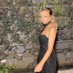 Laura Cymer Instagram - 🖤🐼📓🦓🎬🖤 . . @amorestrashcouture @agustina.ciaglia @the.lash_ @melsoldo 🖤🖤🖤🖤🖤