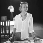 Laura Cymer Instagram - Se viene se viene @reveladosenblancoynegro 🎬 . Me tocó un compañero que admiro y quiero mucho @bertolinimariano 🙌🏻 que todo lo hizo fácil y hermoso ! Con un equipo muy muy groso de Pe a Pa! GRACIAS 🤍 . Gracias @fede.palazzo por la confianza una vez más ✨