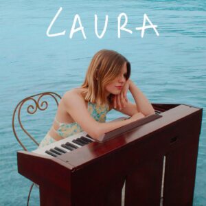 Laura Dutilleul Instagram - Je suis tellement heureuse de vous annoncer que mon tout premier single sort mercredi 29 juin et il s’appelle « DEMAIN » 
C’est à dire que demain juste après 23h59 il sera à vous 🥹
J’ai tellement hâte que vous l’écoutiez,
J’espère que vous allez aimer
Je compte sur vous pour partager À FONDDDDDDDDDDDD

Lien dans ma bio pour pré enregistrer la chanson sur les plateformes

« Demain », 29/06/2022
Laura 🌸