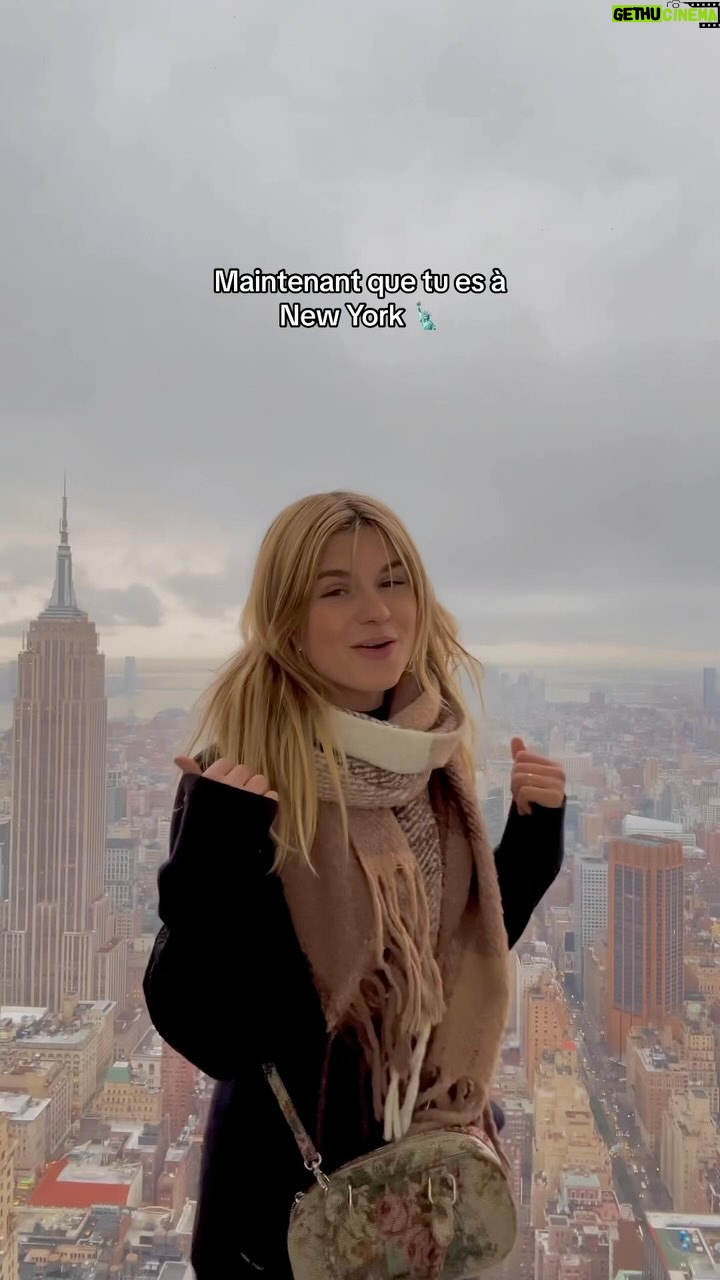 Laura Dutilleul Instagram - Chanter cette chanson à New York omg c’était mon rêve 🥹🩷 #cover #newyork #empirestateofmind #empirestatebuilding