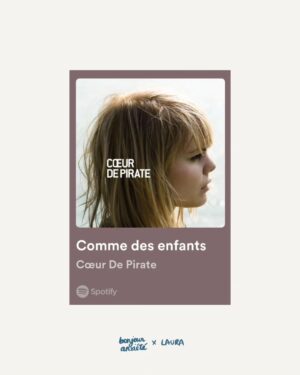 Laura Dutilleul Instagram - C'est quoi la chanson qui te fait du bien et qui calme ton anxiété ? 💙 

Tu peux découvrir la nouvelle pépite "Respire" de @laurachanteuse et la playlist "Calmer l'anxiété et l'angoisse" sur Spotify pour t'aider à t'apaiser quand ça ne va pas ☀️