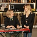 Laura Dutilleul Instagram – 2023 en 10 photos ❤️‍🔥 
Vous avez découvert “Respire” et mon histoire. Il y a aussi eu “Plus de problèmes”, et nous préparons la suite ^^
Vous me découvrez de plus en plus artistiquement et musicalement ; la suite arrive vite (très vite), et j’ai trop hâte !!! <3

Merci pour cette année, à vous, à ceux qui ont croisé ma route et à toutes les personnes qui m'entourent.

J'ai une grosse pensée pour mon papy qui nous a quitté cette année. Je pense à toi tous les jours. Et promis, 2024 est à nous 🤍