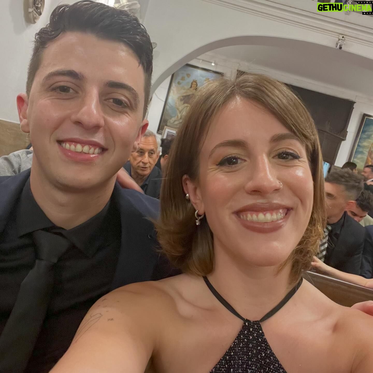 Laura Esquivel Instagram - todo pasa. menos la familia. y él hace 6 años que lo es. te amo con toda mi vida @facucedeira ✨🖤💫