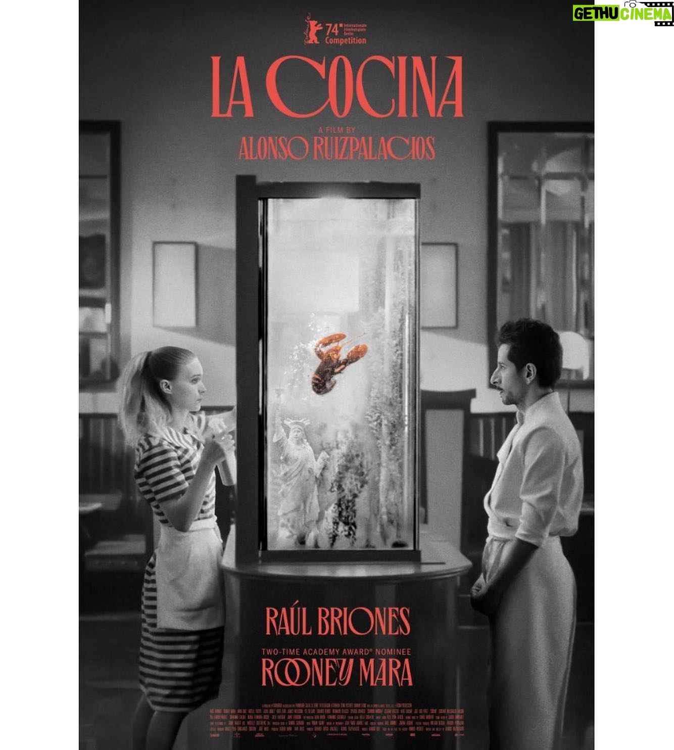 Laura Gómez Instagram - This is one for the books… Very grateful to be a part of Alonso Ruizpalacios’ universe, who’s a freaking genius and has made quite an outstanding film, no doubt… @berlinale bound ✈️ #LaCocina #berlinale #worldpremiere #officialcompetition • #alonsoruizpalacios es un puto genio y estoy súper agradecida de formar parte del fascinante universo que ha creado en La Cocina 🎦 Rumbo a Berlín… #berlinale #premieremundial