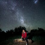 Laura Gómez Instagram – Been meaning to post these beautiful pics from a star gazing night at the Atacama Desert, earlier this year. I was gonna be in Chile for 10 days & was only gonna visit Santiago & Valparaiso. San Pedro de Atacama seemed far & wasn’t really in my plans. But I made adjustments to go by myself, not really knowing what to expect… What I found was a magical place! If I could change a thing, is to have stayed a little bit longer. But maybe the wanting more is exactly what made it perfect. I highly recommend the services of @planificotusviajes for this trip. A magical place indeed. Thanks for the photos 📷 @luzdeastros.sp 
✨
✨
A principios de año visitaba Chile por primera vez. Solo iba por 10 días así que pensaba quedarme entre Santiago y Valparaíso. Pero era un viaje largo, así que hice ajustes y me fui sola a San Pedro de Atacama 🌵sin saber qué esperar. Lo que me encontré allí fue un lugar mágico, y si pudiese cambiar algo, sería haberme quedado más de 3 días, aunque tal vez fue justo eso lo que hizo que la experiencia fuera tan especial. 

Si se inspiran y van, les recomiendo los servicios de @planificotusviajes, que tiene gran pasión por lo que hace, y no dejen de ir a ver las estrellas 🌟 Gracias por las hermosas fotos @luzdeastros.sp… pura magia, sin lugar a dudas ✨
