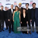 Laura Gómez Instagram - Last stop is with Upon Entry at the @filmindependent Spirit Awards where our talented duo of writer/director @juansebastianvasquez @alerojas76 & our editor @emanuele.tiziani were nominated & we joined to celebrate them & our film in this special occasion. You can now watch the movie in USA for free on @tubi 🍿 • • La última parada es con Upon Entry en los icónicos #independentspiritawards en el que nuestro talentoso dúo @alerojas76 y @juansebastianvasquez está nominado como Guionistas & Directores al igual que nuestro editor @emanuele.tiziani. Y acá nos vinimos a reunir para apoyarles y celebrar lo que ha sido este regalo de película que en Estados Unidos ya pueden ver gratis en @tubi Muy agradecida con la diseñadora dominicana @maylevasquez que me aportó color con su creativo atuendo, y gracias a @thecutbypatriciacedano -en Santo Domingo- por este corte y tono de cabello que sigue en perfecto estado y ha sido fácil de cuidar 💁🏽‍♀️