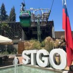 Laura Gómez Instagram - I had a feeling Santiago and I would get along, although everyone kept telling me to keep expectations low. Au contraire. It’s been just 3 and a half days and Santi and I been having quite the whirlwind romance… Chile, we meet at last… (photo dump pt 1) • Tenía la sensación de que Santiago y yo nos llevaríamos bien a pesar de las tantos avisos de que mejor no tener expectativas muy altas. Es cierto que a veces es preferible no poner demasiada presión a las experiencias para no decepcionarse, pero yo presentía que iba a ser un viaje especial. Para mi sorpresa, Santi ha superado mis expectativas y, en buen chileno, ha habido Harta química entre nosotros. Tal vez sea que mi sangre caribeña responde al calor del verano, y en invierno la cosa sería diferente, da igual, en solo 3 días y medio andamos caminado de la mano. Y si eso es un pronóstico de lo que se viene este año, estoy más que feliz de abrazarlo…¡Chile, lindo, nostálgico y profundo, hasta que por fin nos conocemos! 🇨🇱 (fotos pt 1)