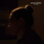 Laura Gómez Instagram - UPON ENTRY is a Goya Awards & Independent Spirit Awards nominee, and is now available in the US through the free platform @tubi. Very proud of this movie, check it out!!!!! 🎥⭐️ • UPON ENTRY aspira al #Goya2024 a Mejor Dirección Novel, Mejor Guion Original y Mejor Actor Protagonista (@albertoammann) Y tiene una triple nominación a los @filmindependent Spirit Awards, los galardones que reconocen lo mejor del año en el circuito independiente en USA, siendo la única representante española, nominada a Mejor Ópera Prima, Mejor Primer Guión y Mejor Edición, un gran reconocimiento al trabajo de nuestro editor @emanuele.tiziani y los directores @alerojas76 y @juansebastianvasquez en su primer largometraje de ficción. Muy feliz y orgullosa de formar parte de esta peli, disponible en España a través de Veomac, @movistarplus y @enfilmin y ahora en Estados Unidos en la plataforma gratuita @tubi… ¡échenle el 👁️!