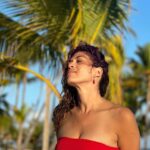 Laura Gómez Instagram – Caribeña ☀️ … 📷 @erikamorillo 🐠