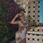 Laura Gadea Instagram – Me encanta mi vestido de @FashionNova con este escote asimétrico 💖🙌💖
Lo podéis encontrar en la web así:
Casey Tie Dye Maxi Dress – Burgundy/combo

#madrid #comunidadmadrid #comunidademadrid #comunidaddemadrid #spain #españa #love #photography #picoftheday #instagood #photooftheday #travel #fashion #art #style #happy #photo #instagram #summer #fitness #smile #europe