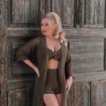 Laura Gadea Instagram – @FashionNova Miércoles: mitad de semana y por fin primavera! 😍🌷🌼😘🤗
Este conjunto lo podéis encontrar así: 
Resort Ready 3 Piece Short Set – Olive

#madrid #comunidadmadrid #comunidademadrid #comunidaddemadrid #spain #españa #love #photography #picoftheday #instagood #photooftheday #travel #fashion #art #style #happy #photo #instagram #summer #fitness #smile #europe #instalike #beauty