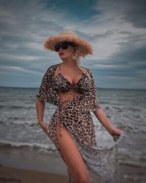 Laura Gadea Instagram - En @sheinofficial @shein_spain hay bañadores y bikinis para todos los gustos! 💖
Tenéis un 15% de descuento con mi código: SW24LAU

ID Bikini: swswim03210312749
ID Cover Up: sz2310120391258174

#SHEINswimwear #SHEINbikini #SHEINbikinigirls #SHEIN #ad #loveshein 
#madrid #comunidadmadrid #comunidademadrid #comunidaddemadrid #spain #españa #love #photography #picoftheday #instagood #photooftheday #travel #fashion #art #style #happy #photo #instagram #summer #fitness #smile #europe