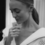 Laura Haddock Instagram - Makeup by @naokoscintu with @armanibeauty and #luminoussilk Wearing the dazzling @chopard #bazaarawards #armanibeauty #ad