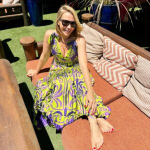 Laura Hamilton Instagram - Blue Skies, Palm Trees, Properties & Boardwalks… 
.
.
.
🎥☀️🌴