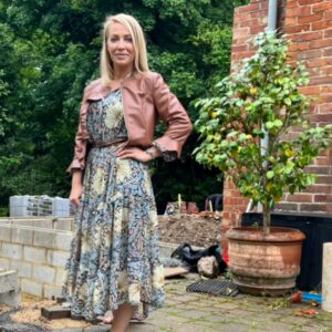 Laura Hamilton Instagram - Over a century ago and to the current day... swipe 👉🏻 for the transformation...
.
.
.
#TheRebuild #property #renovation #exteriordesign #garden #home #transformation #sustainablehome