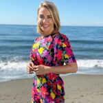 Laura Hamilton Instagram - Brand new episodes of @aplaceinthesunofficial start today on @channel4 at 3pm and we can’t wait for you to see them… . . . This week I am actually back in Spain looking for a holiday home around Estepona and San Pedro, an area I know very well and love. . . . @freeform_productions @aplaceinthesunofficial #property #marbella #sanpedro #estepona #costadelsol #grateful