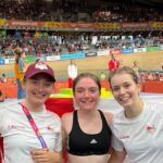 Laura Kenny Instagram - I’m not sure I even have the words for this one. Commonwealth Games Champion 🥇 This last 6 months or so has been a challenge to say the least. Yesterday I thought maybe this is my last race. All we said before the start was dont trip over each other as @officialteamengland and make sure someone is in every break. When @grace_lister came over I thought yes! but then when @sophielewis_02 ended up on the front and rode her absolute socks off to help me close the gap, I couldn’t quite believe it. What an absolute hero of a team mate. This team @_maddieleech @knight_josie @sophielewis_02 @grace_lister and @monmoogreenwood have made me smile on so many occasions this week. The bike riding hasn’t been fun at all times this week, but the off bike has been absolutely brilliant!