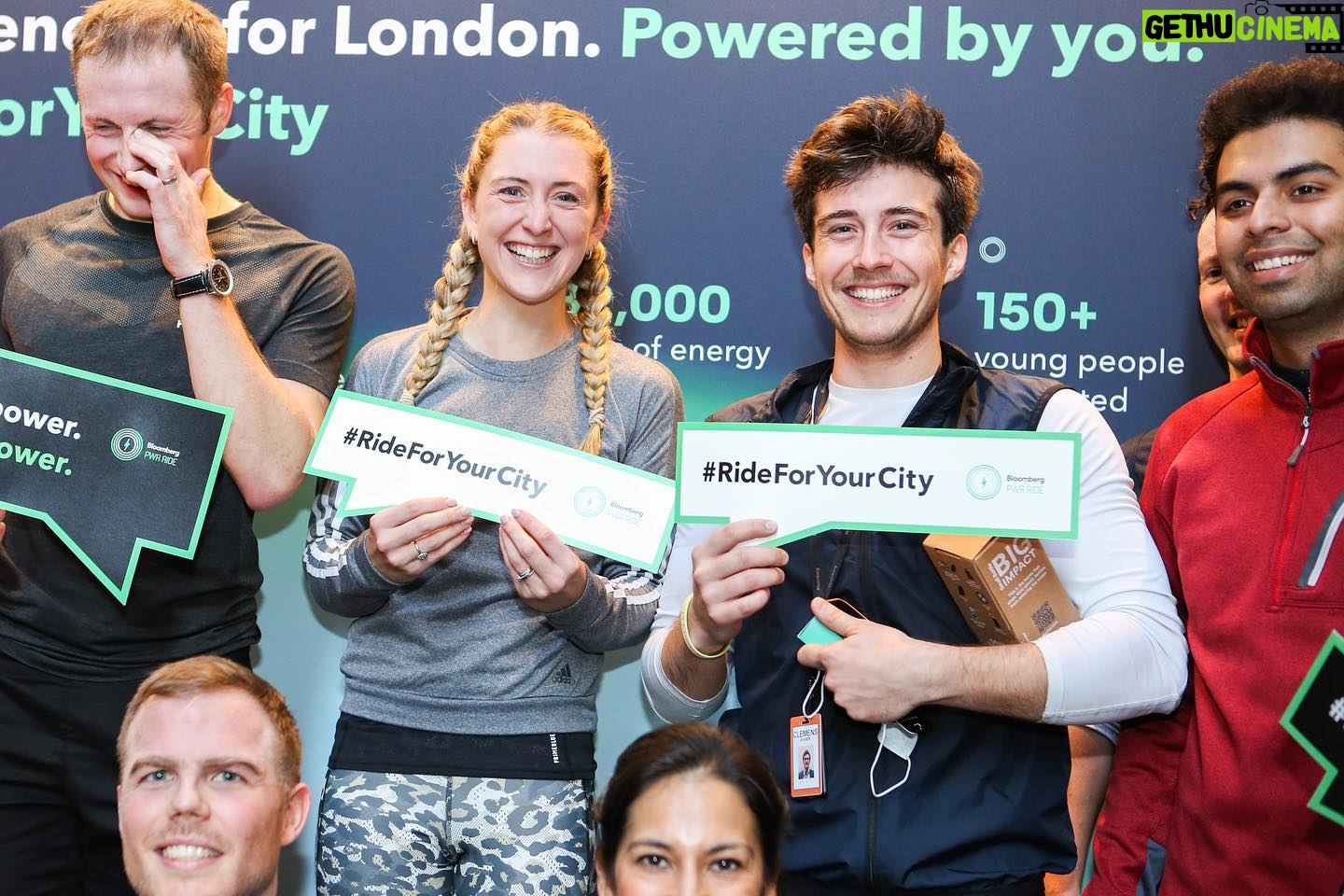Laura Kenny Instagram - Thank you @bloomberg for a wonderful morning kicking off the PWR ride. We’ve not done much training since the Olympics (especially since our lockdown home gym has turned back into a garage!) but what better way to shake off the cobwebs than to get on the @energym.io bikes and create transportable, renewable energy from our efforts..?! Our aim was to power 3 after school children’s clubs from the energy we banked today - how amazing! 🤯🤩 #RideForYourCity #ad