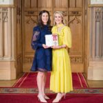 Laura Kenny Instagram – We were lucky enough to be able to take a guest with us into Windsor. I always remember my parents saying when we were growing up, ‘your always have each other’. Which at the time my schoolchild self was thinking but she just steals the computer off me 😂 (remember when you had to share?!! To get onto the internet 😨)
They weren’t wrong. Cycling has given me so many experiences that I’ll be forever grateful for but this one meant my sister could share it with me which made it all the more wonderful 🥰💙💛
@emmavictrott