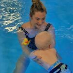 Laura Kenny Instagram - Monty’s at @puddleducksmidcheshire 🐥! Same place and same wonderful teacher, Dawn, as his big brother had. He is loving every minute of his swimming lessons 🥹 #puddleducks @puddleduckshq