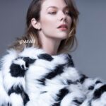 Laura Laprida Instagram - Les dejo estas fotos de @chrisbeliera que hicimos junto a @paratirevista para la sección “Protagonistas” con una producción de lujo liderado por @alegarcia360 , peinada a lo Miley por @_marcobustamante_ y por supuesto mi mano derecha a cargo del make up, la uno siempre @sunshinecarreras 🫶🏻❤️