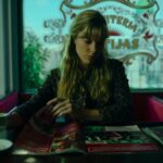 Laura Laprida Instagram - Algunas imágenes de la primer temporada de #SagradaFamilia ¿Qué harías en el lugar de Natalia? .. @netflixes