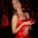 Laura Laprida Instagram - Anoche en Cannes by @campariarg . .ph. @rpirovano .Mi look espectacular @antoinella . 👗 @zacposen 💍@damianiofficial 👠 @martinellishoes