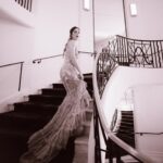 Laura Laprida Instagram - Hermosa experiencia en Cannes junto a @campariarg , acá les dejo estas fotitos que reflejan todo lo vivido. Gracias . -Beber con moderación, prohibida su venta a menores de 18 años- . . @marchesafashion @damianiofficial @sophiawebster Contenido @rpirovano . . #CampariCinema #WeAreCinema #Cannes2024 #EnjoyResponsibly