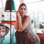 Laura Laprida Instagram - Hermosa experiencia en Cannes junto a @campariarg , acá les dejo estas fotitos que reflejan todo lo vivido. Gracias . -Beber con moderación, prohibida su venta a menores de 18 años- . . @marchesafashion @damianiofficial @sophiawebster Contenido @rpirovano . . #CampariCinema #WeAreCinema #Cannes2024 #EnjoyResponsibly
