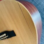 Laura Laune Instagram – Je sais qu’en ce moment il y a beaucoup de problèmes très graves dans le monde comme la guerre, la famine ou les catastrophes climatiques, mais la première de mon spectacle est dans moins de deux semaines et je viens de casser ma guitare, alors j’aimerais bien qu’on s’inquiète un peu pour moi aussi. Merci.