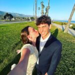 Laura Lentz Instagram - and my other baby had her spring formal in Cali!!! proud of you @avaangellentz and i love all your friends